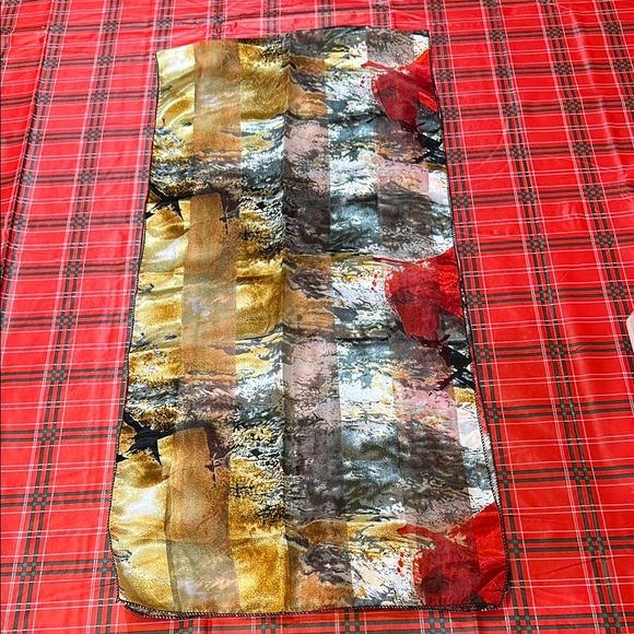 Elegant Multicolor Scarf - Picture 1 of 4